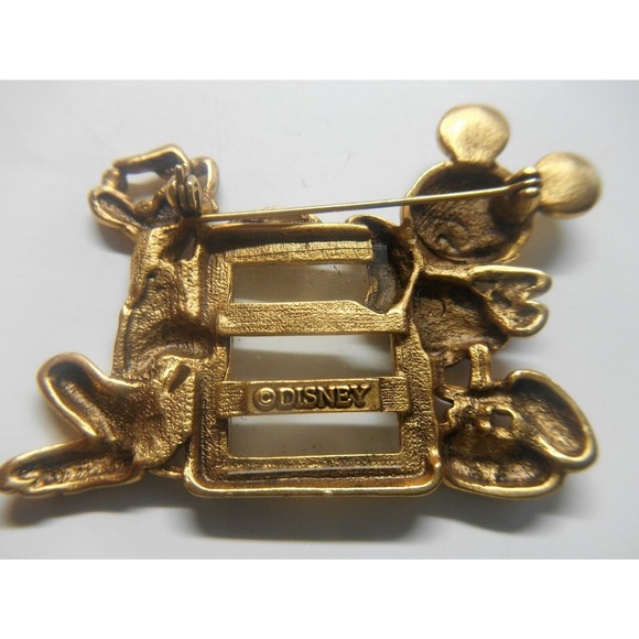 Vintage Mickey & Pluto Goldtone Pin Frame Brooch Clasp Disney Pin - Picture 2 of 2